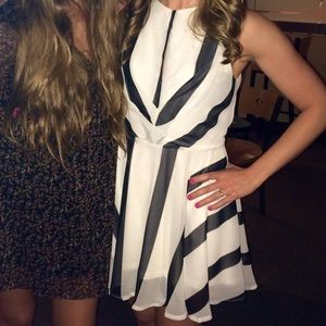 Stunning white & black striped dress size M